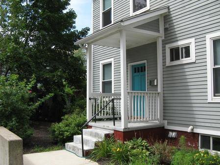Building Photo - 340 Franklin St