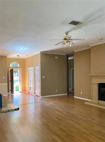 Building Photo - 2319 Glenmoor Dr