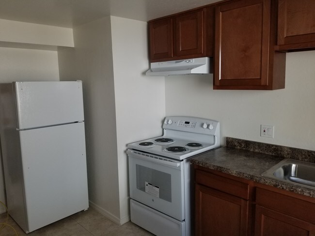 Primary Photo - 7020 N 75th Ave