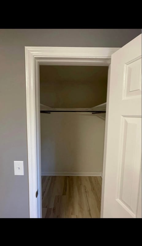 Building Photo - 106 Cedar Rdg Dr