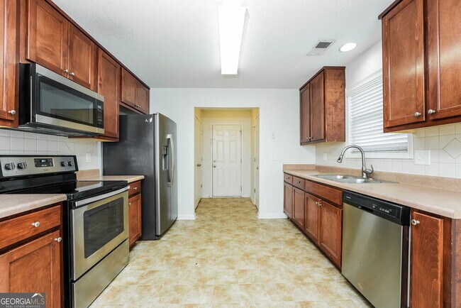 Building Photo - 3102 Delaware Loop