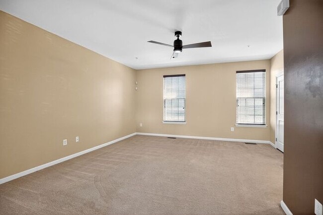 Building Photo - 3276 Green Cove Pl
