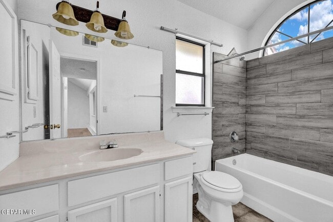 Building Photo - 1439 Jim Larabel Dr