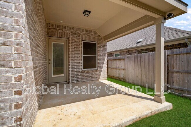 Building Photo - 545 Rosemellow St