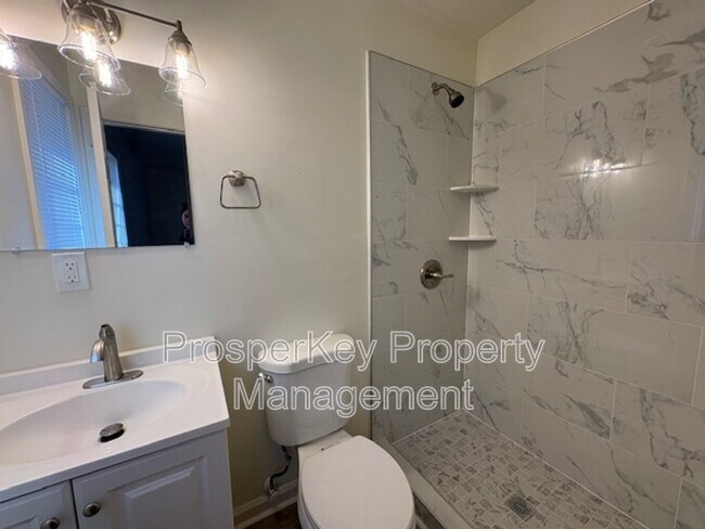 Building Photo - 1732 Melody Dr