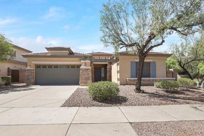 Building Photo - 18631 E Swan Dr