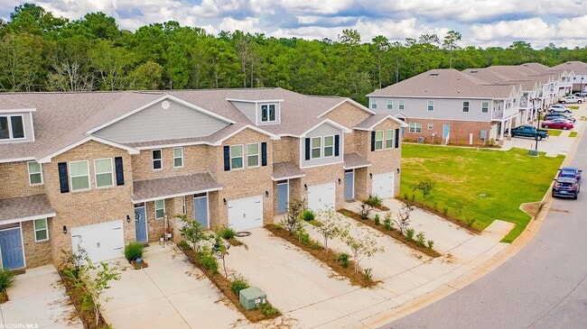 Building Photo - 6783 Spaniel Dr