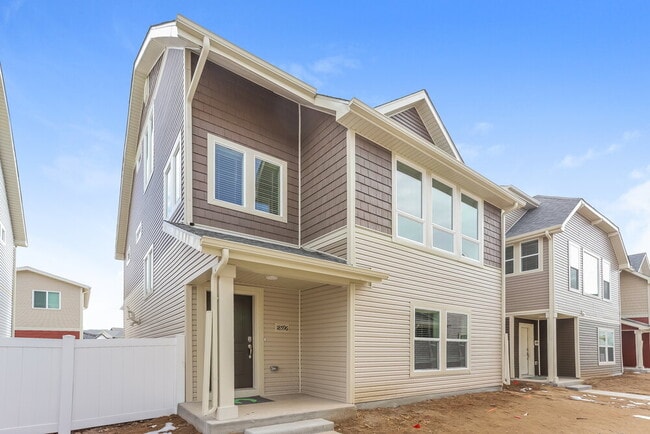 Building Photo - 18596 E 47th Pl