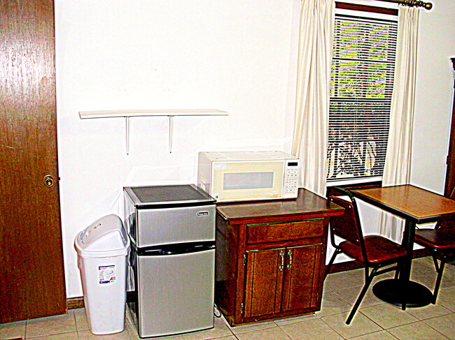 microwave / refrigerator room for your TV /computer - 2177 Kings Mountain Dr NE