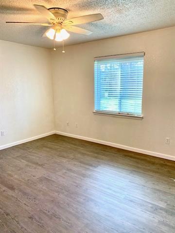 Building Photo - 109 Wildwood Ct