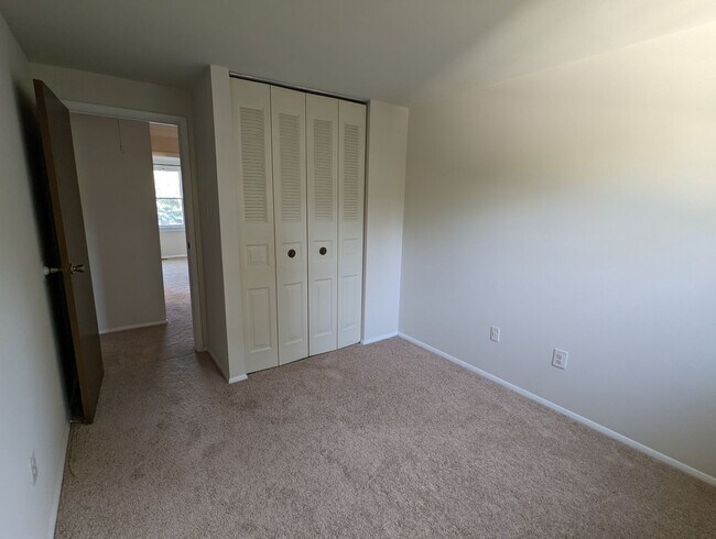 Building Photo - 9321 Gildenfield Ct