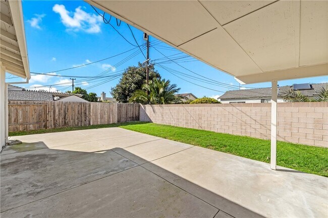 Building Photo - 6431 Brown Cir