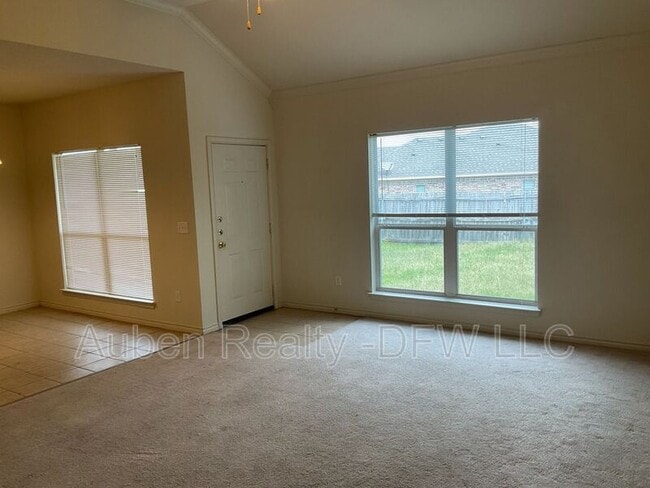 Building Photo - 800 Quarter Horse Trail