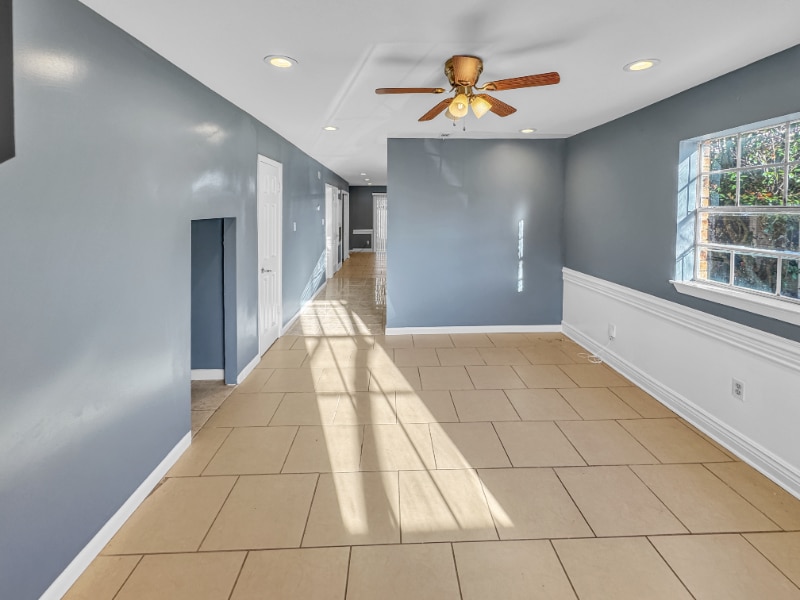 Building Photo - 2421 Caswell Ln