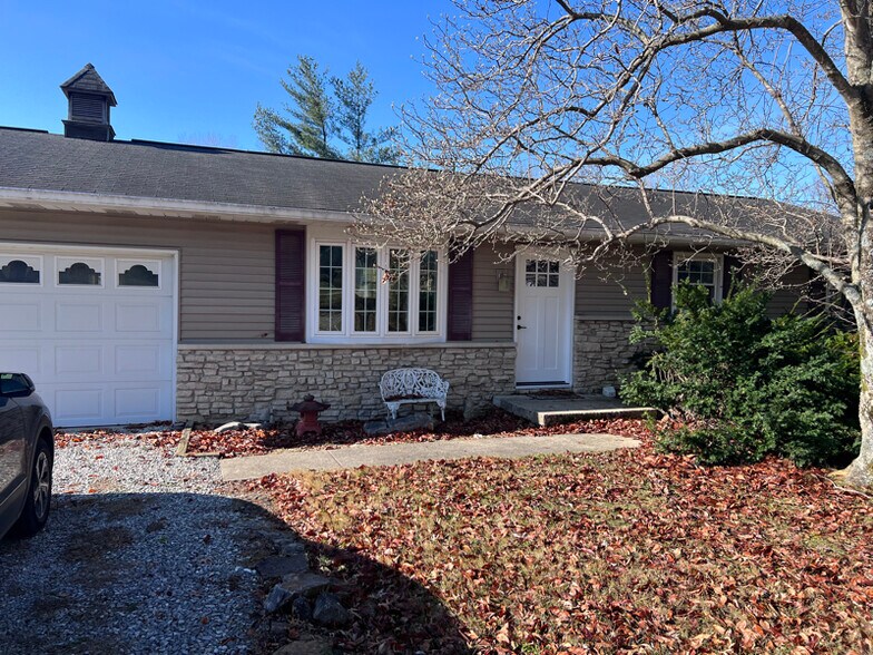 Building Photo - 5168 S Indian Valley Dr