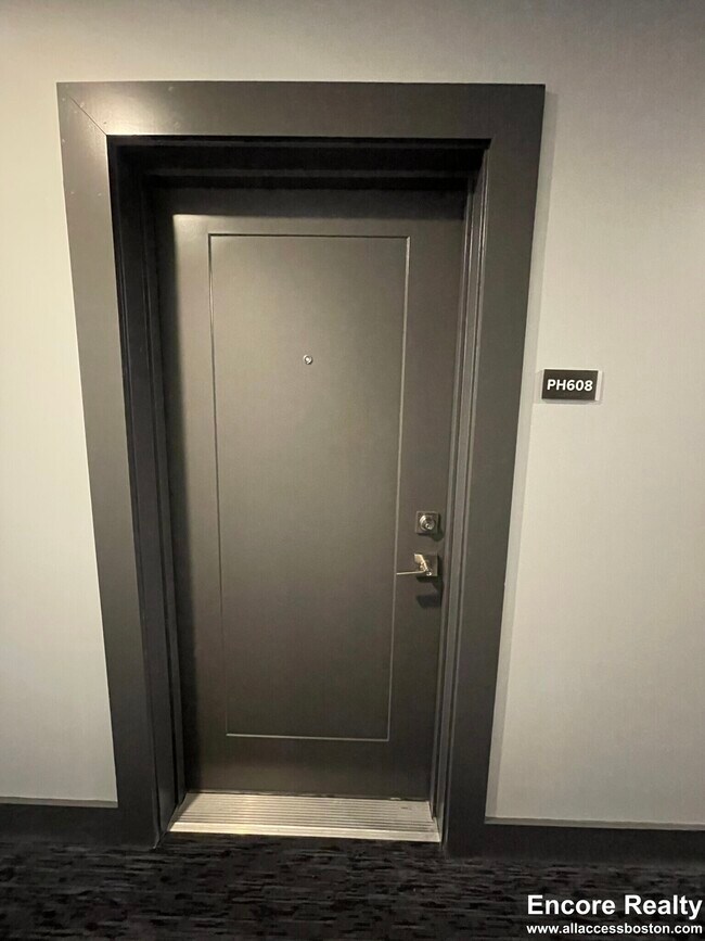 Building Photo - 365 Western Ave