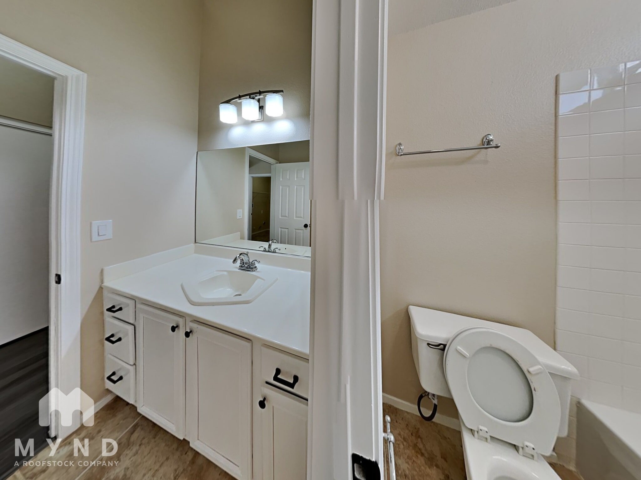 Building Photo - 3415 White Stallion Ct