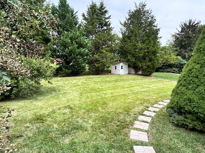 Building Photo - 4316 Josephine Ave