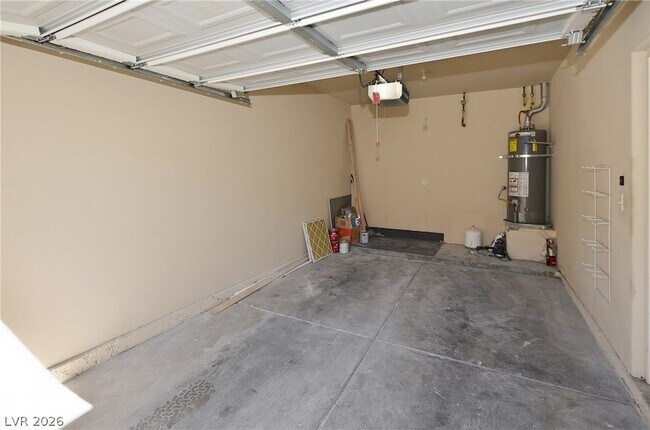 Building Photo - 10550 W Alexander Rd