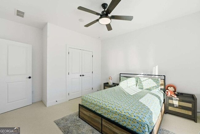 Building Photo - 415 Oakleigh Ave