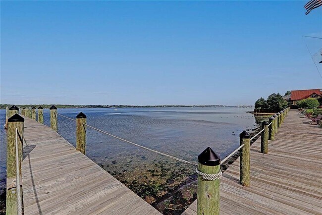 Building Photo - 1180 Narragansett Blvd