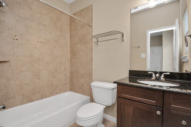 Building Photo - 1137 W 24th St