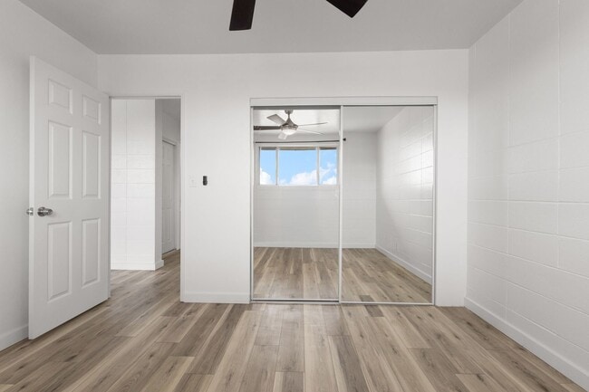 Building Photo - Freshly Remodeled Waipahu Condo | Pearl Harbor Views