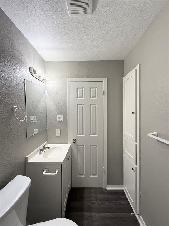 Building Photo - 3643 N MacGregor Way