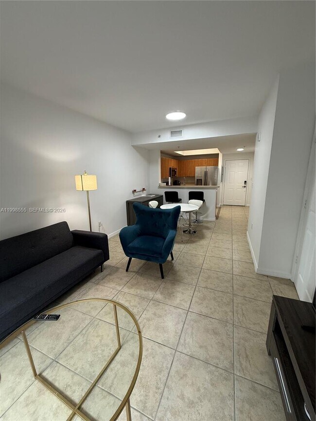 Building Photo - 119 SW 6th Ave