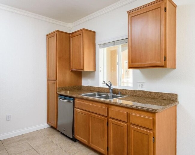 Building Photo - Rancho Mission Trails Condo