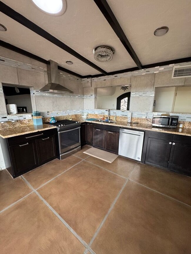 Building Photo - 4030 E Camino de la Bajada