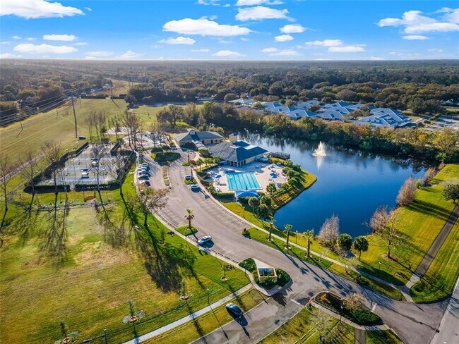 Building Photo - 6445 Renwick Cir