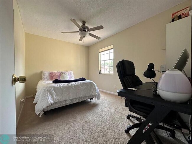 Building Photo - 22423 Overture Cir
