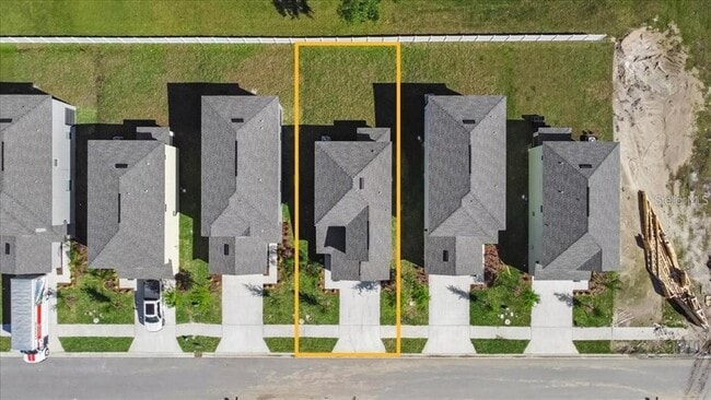 Building Photo - 36403 Well Hill Wy