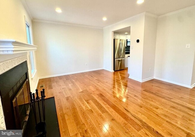 Building Photo - 6291 Kerrydale Dr