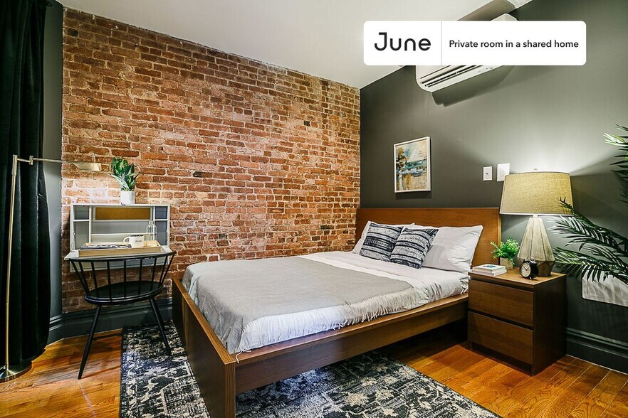 Primary Photo - Room in Shared 3 bed/2 bath home