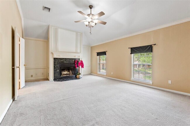 Building Photo - 2105 Spyglass Dr