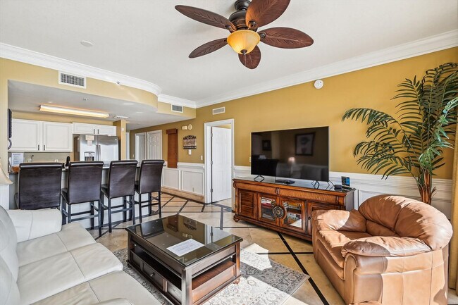 Building Photo - 15900 Front Beach Rd