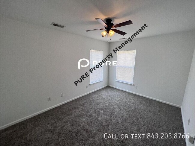 Building Photo - 153 Avonshire Dr