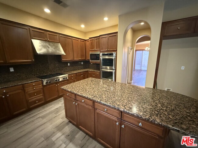 Building Photo - 15725 Glendon Creek Ct