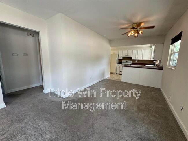 Building Photo - 6403 Inlet Ct