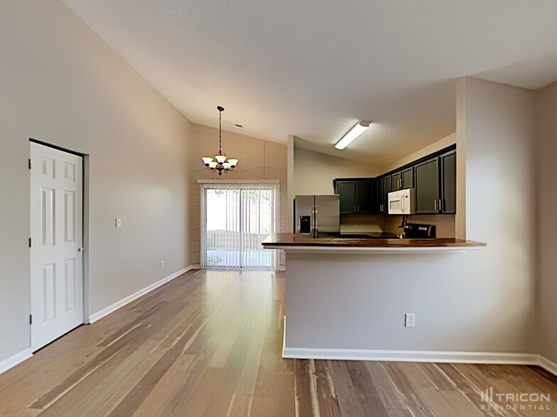 Building Photo - 10639 Greatford Ct