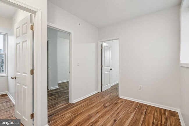 Building Photo - 1701 Point Breeze Ave