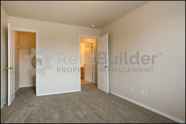 Building Photo - CALL US TODAY AT (505) 808-6467 TO SCHEDUL...