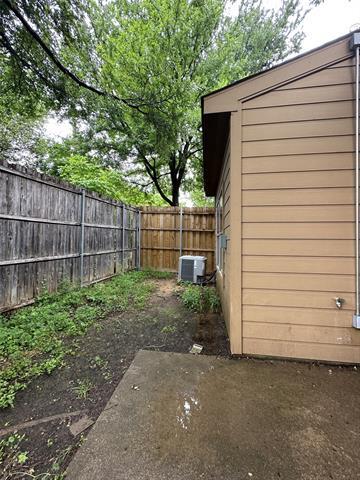 Building Photo - 6317 Benavides Dr