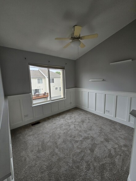 Building Photo - 24429 John Adams Dr