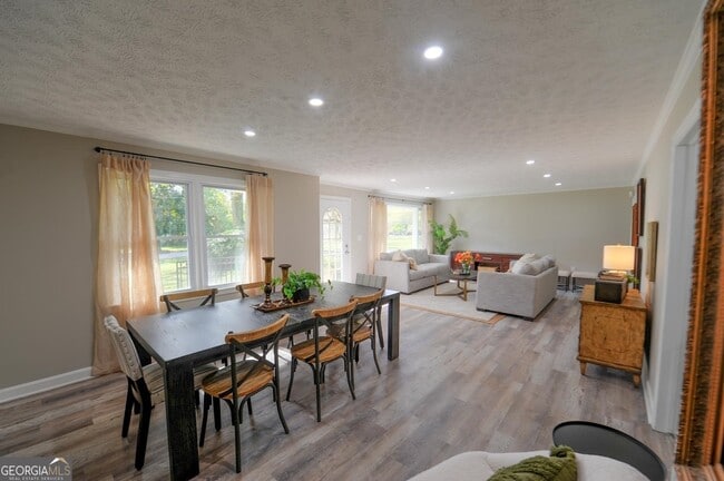 Building Photo - 370 Georgia Ave