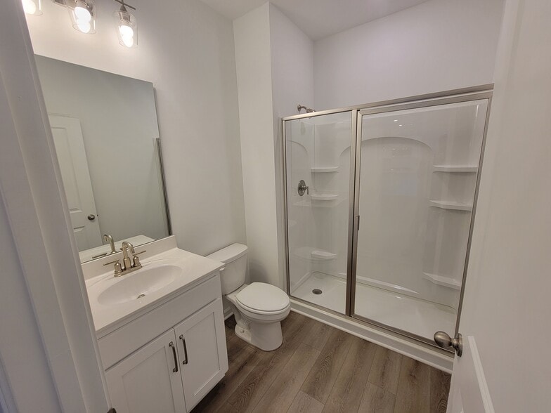 Full Bath downstairs - 215 Foxhill Dr