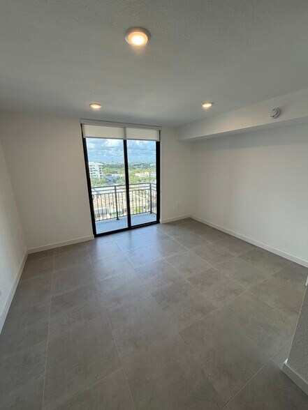 Building Photo - 2138 Taylor St