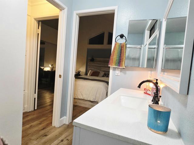 Building Photo - 2135 E Valley Pkwy